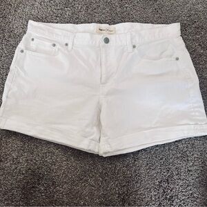 GAP Women's White Jean Shorts SZ30